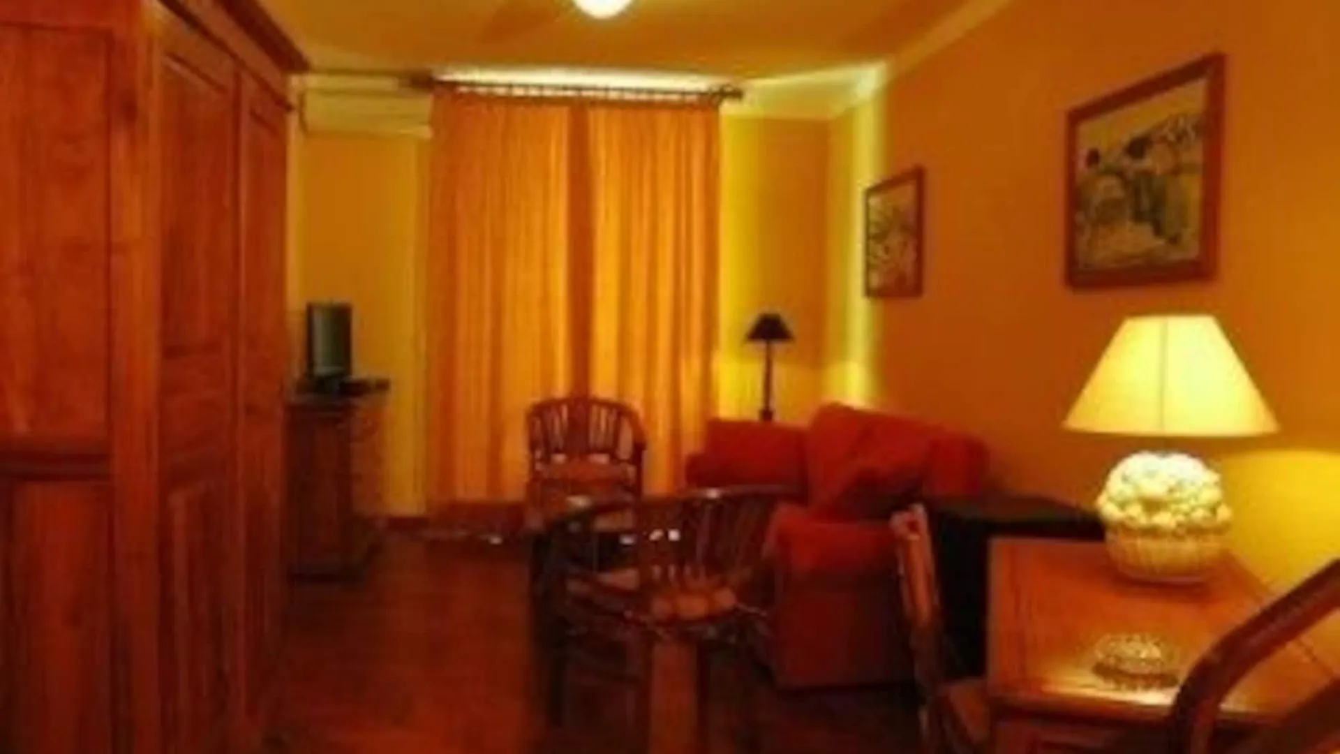 Отель Palazzo Pantaleo Палермо